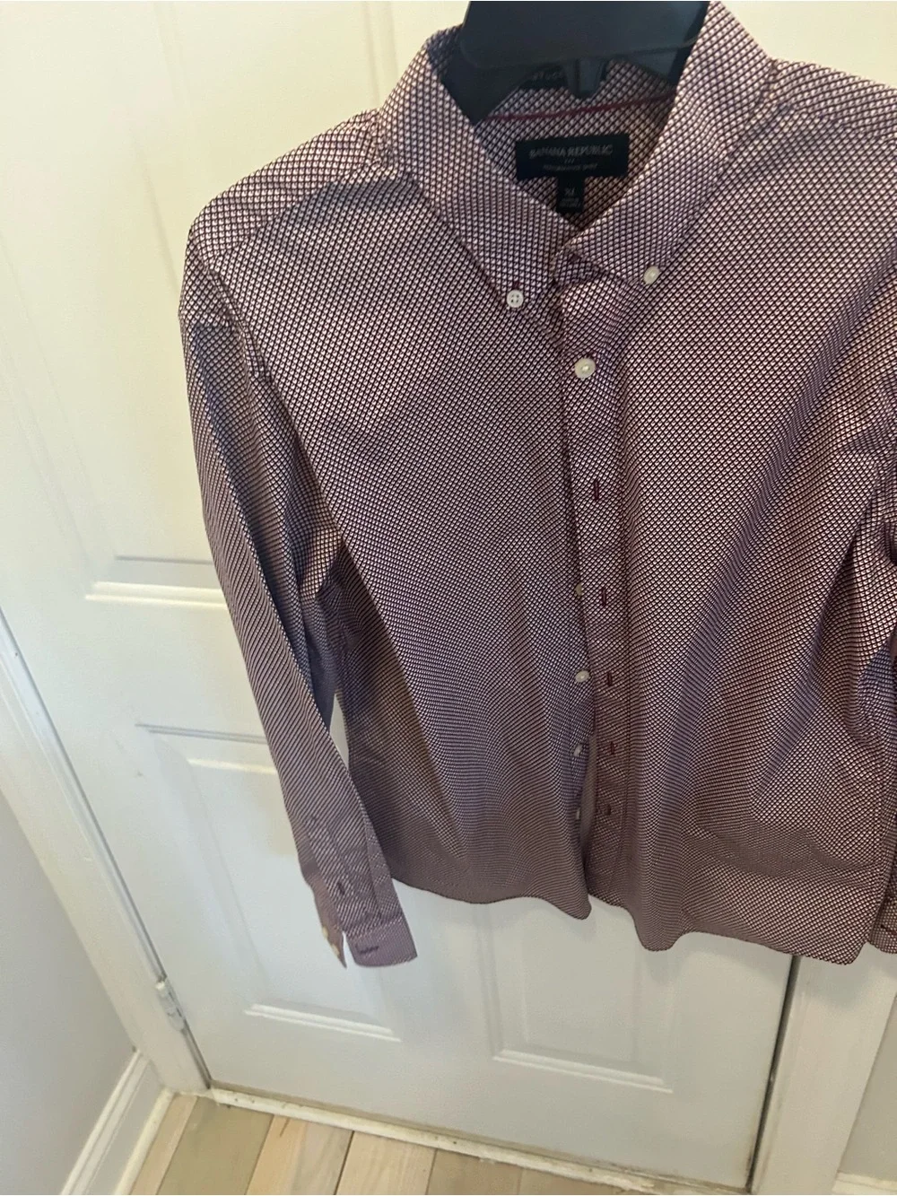 NWOT BANANA REPUBLIC button down dress shirt.